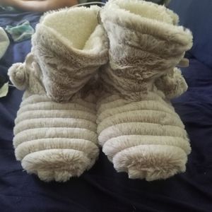 Fuzzy slipper boots